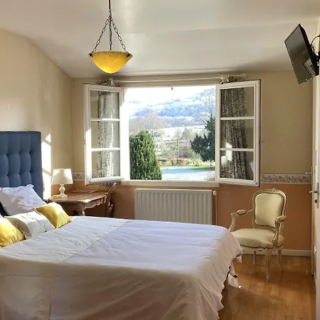 Chez Pierre Panzió Remoncourt