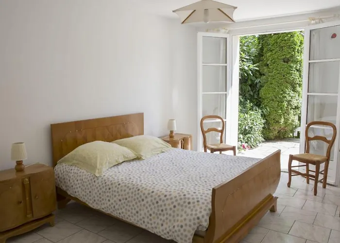 Bed & Breakfast Chez Pierre 3*